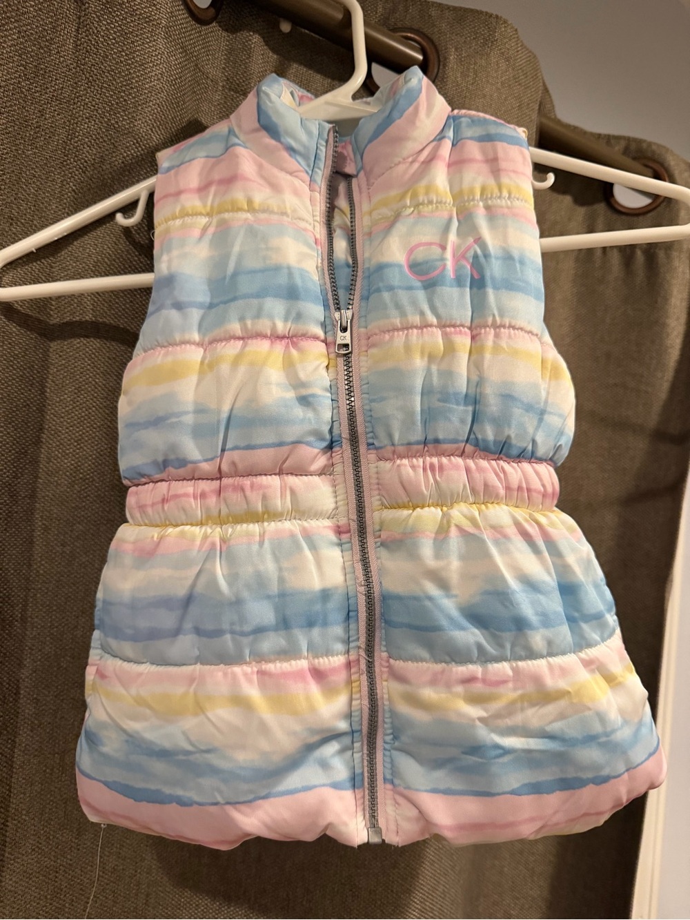 Calvin Klein Jeans Girls' Pastel Stripe Puffer Vest - Blue, Pink, Yellow